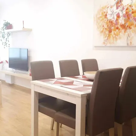 Apartment Laura House The Style Airport Bcn *