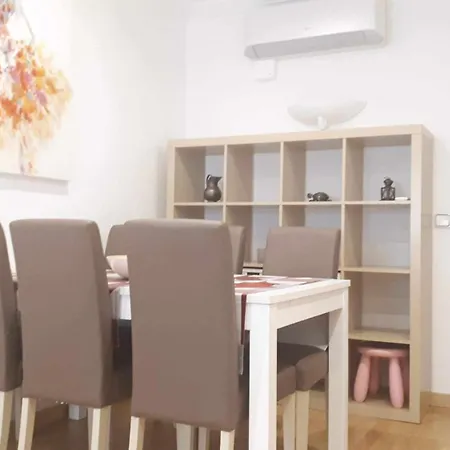 Laura House The Style Airport Bcn Apartment Viladecans
